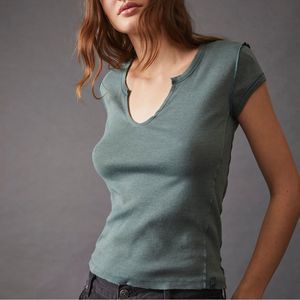 3/30$ Free People Always Yours Tee Medium